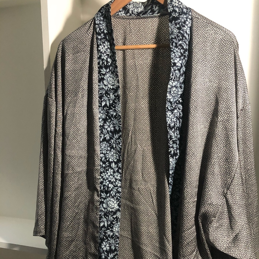 Urban Outfitters Grey Kimmono